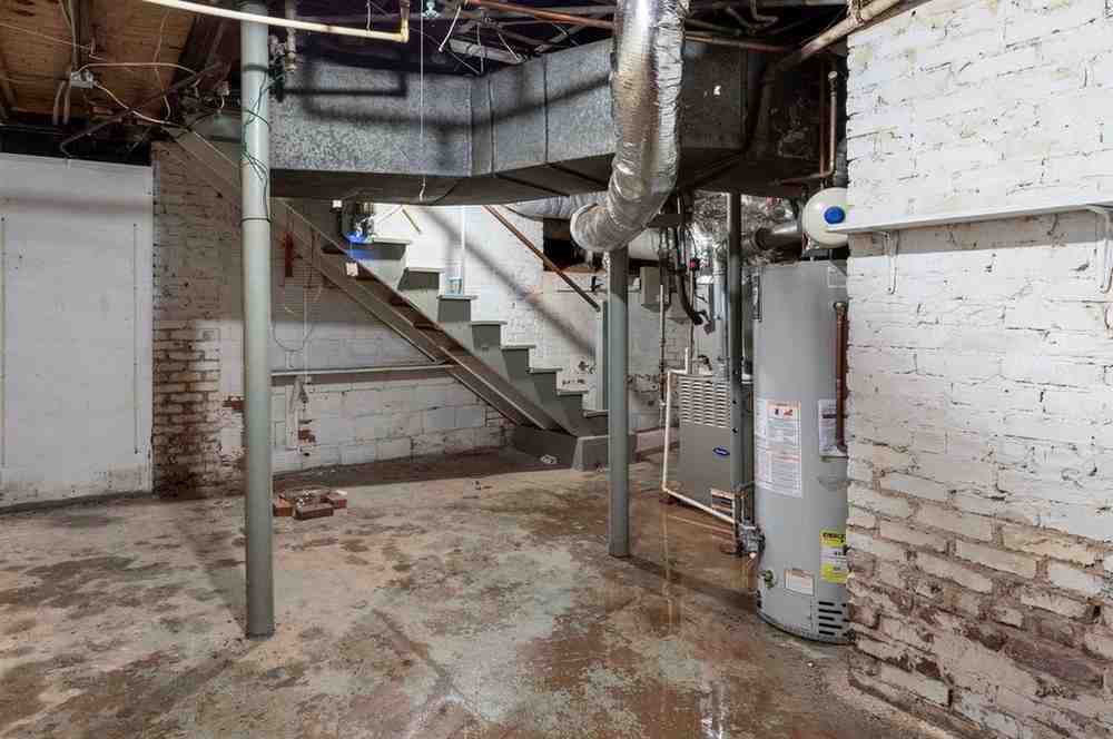 How to Get Rid of Musty Smell in Basements