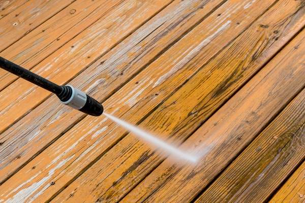 Step-by-Step: How To Strip And Stain A Deck