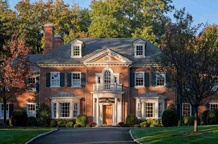 What is Georgian Colonial Architecture